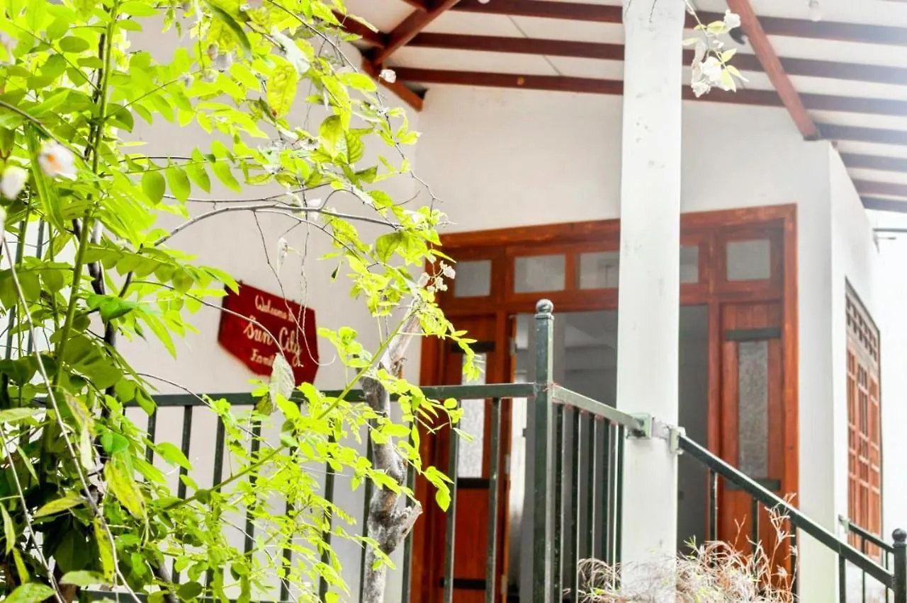 Sun City Family Inn Hatton